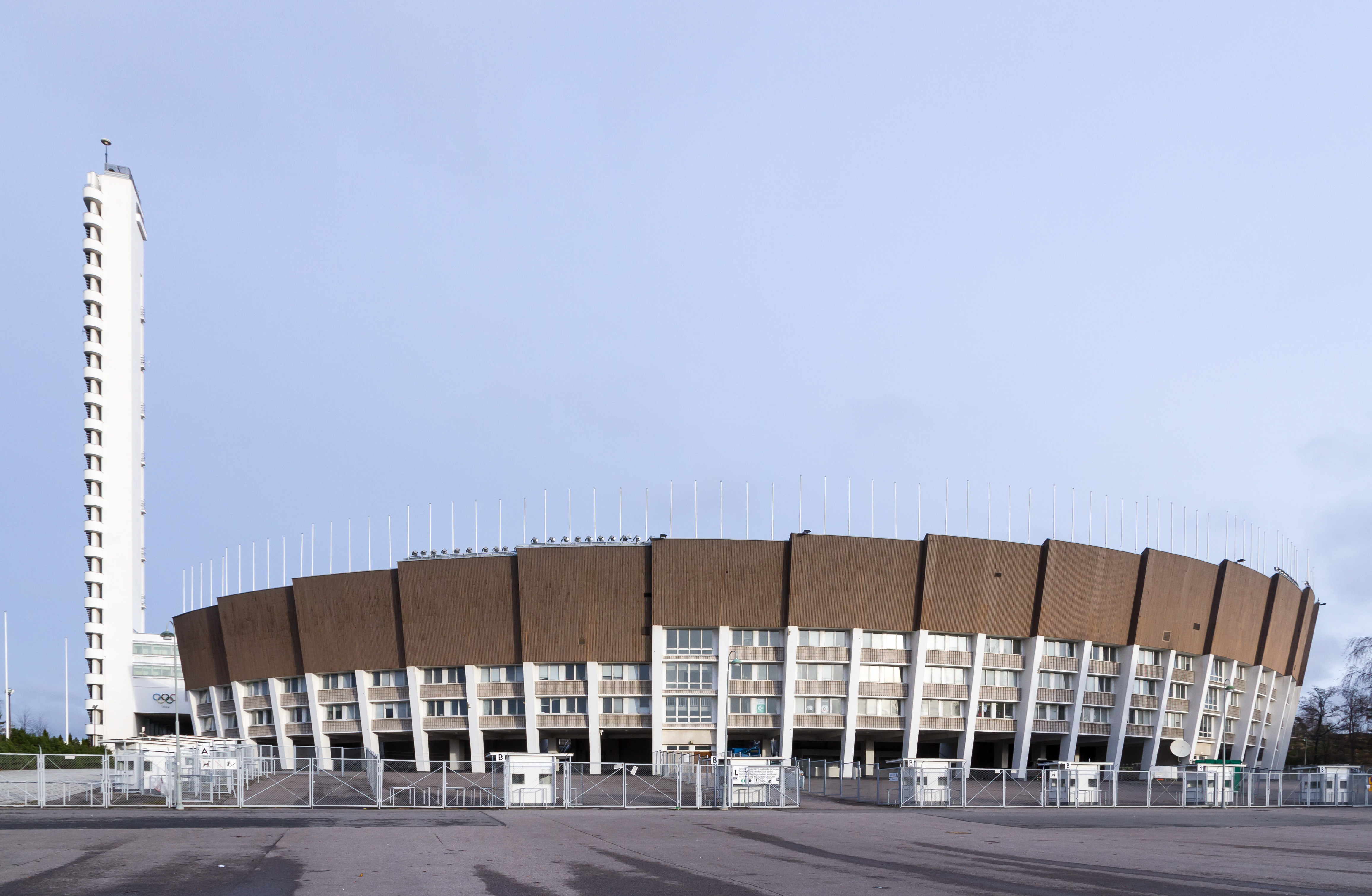 Helsinki_Olympic_Stadium-7147